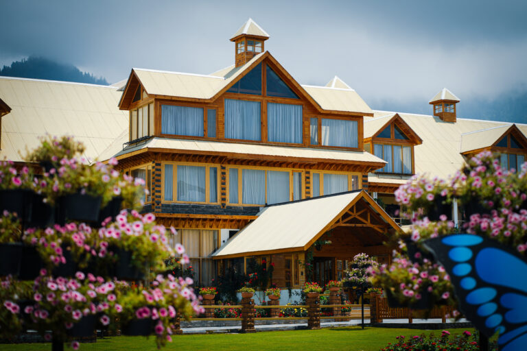 Wellness in the Wild: A Digital Detox and Mindful Escape in Shogran